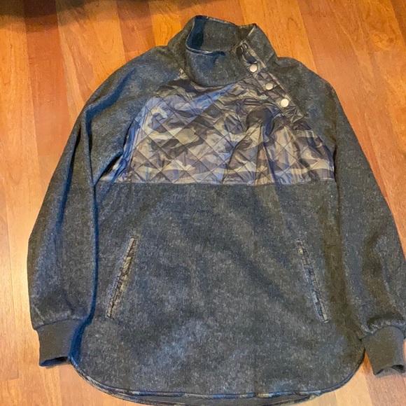 white birch Tops - Grey/Camo combo pullover! Size small. New with tags. Fleece Material!